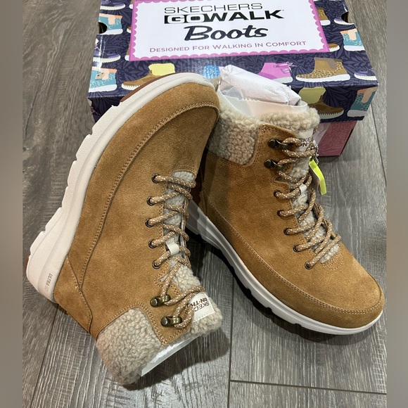 Skechers women’s boots - Picture 4 of 7